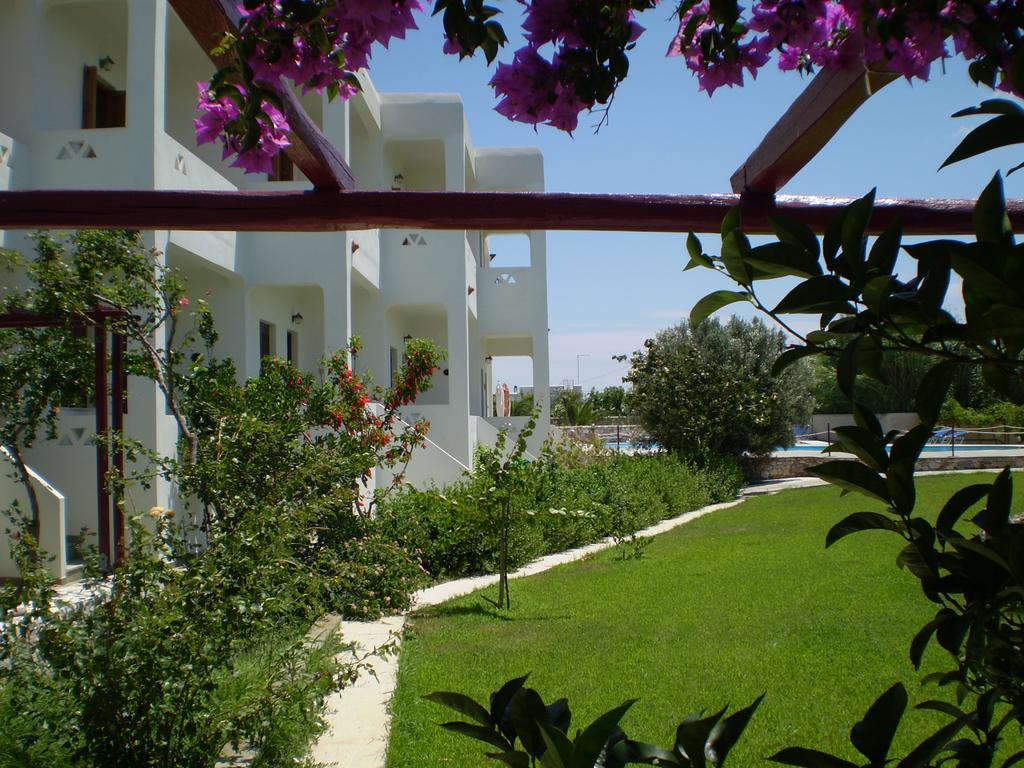 Hotel Angela สกีรอส ภายนอก รูปภาพ