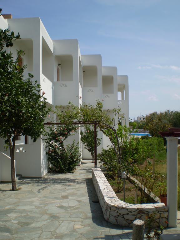 Hotel Angela สกีรอส ภายนอก รูปภาพ